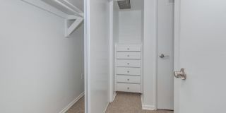 Country Club Apartments Gallery 5