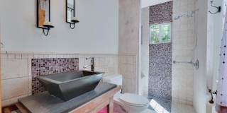 9720 Baden Gallery 52