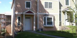4 Bd/3 Ba Townhouse on Pioneer Hill! Gallery 1