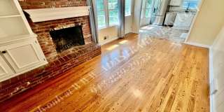 Lovely Home In Nall Hills-Available in AUGUST! Gallery 15