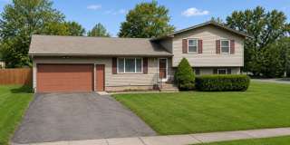 Spacious 3-Bedroom Home! Available Now! Gallery 1