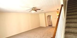 3 Bedroom, 2.5 Bathroom 2-Story Townhouse in Gated Community - Kissimmee Gallery 5
