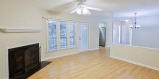 Condo for rent Gallery 22