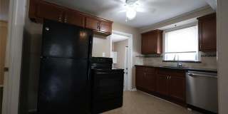 21751 ROSLYN Road Gallery 8