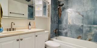 72 7th Street South - 306 Gallery 25