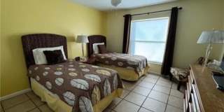 313 SE 16th Place Gallery 10