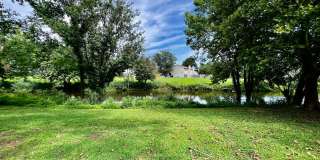Charming single family home on peaceful canal Gallery 29