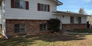 STUDENTS WELCOME! 5-Bedroom / 3-Bathroom Tri-Level Home Two Miles from CSU Gallery 1