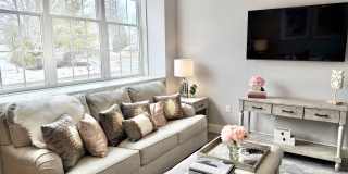 The Residence at 1555 Elm Gallery 21