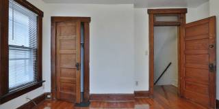 Large 5 Bedroom North Campus Townhouse - 1st house from High Street Gallery 16