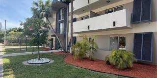 7430 SW 59th Ct Gallery 1