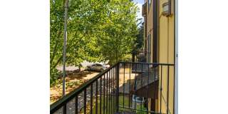 Modern 2 Bedroom Condo Featuring Main Level Bonus Room and Two Ensuite Bedrooms Gallery 20