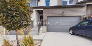 Spacious 4BD/2.5BA Bluffdale Townhome with 2-Car Garage & Private Patio Gallery 1