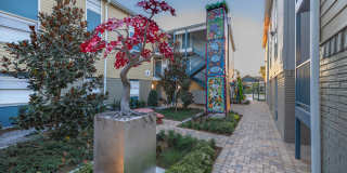 Artwalk Bucktown Gallery 24