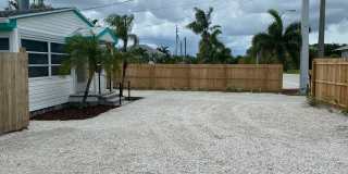 Nokomis Beachy Bungalow (Off Season) Gallery 32