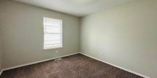 3 Bed 2 Bath Home! PLUS HUGE GARAGE CONVERSION ROOM! Gallery 27