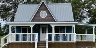 Historic 1-Bedroom, 1-Bathroom Home – Fully Remodeled Gallery 1
