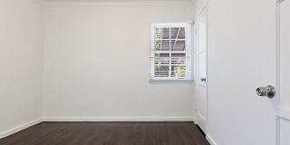 2519 BENTLEY Ave Gallery 18