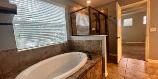 4/3/2 HOME IN EDINA GARDEN OF EDEN Gallery 24