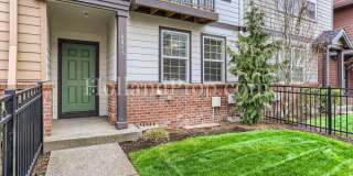 Stunning 4-Bedroom Townhouse with Dual Master Suites and Convenient 2-Car Garage in Hillsboro! Gallery 4