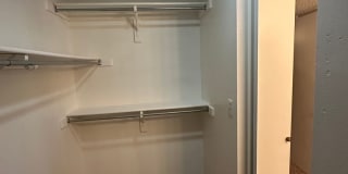 Spacious 2bed/2bath Apartment in unit W/D! Gallery 9