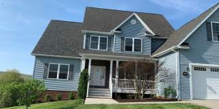 4 Bedroom 2.5 Bath House Gallery 5