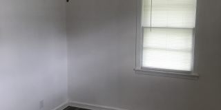 1221 Ferndale Ln Gallery 1