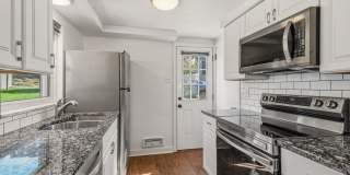 Gorgeous 2 bedroom in Mt. Washington available now! Gorgeous 2 bedroom in Mt. Washington available now! Gallery 1