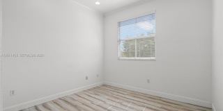 2251 Portofino Ave Gallery 42