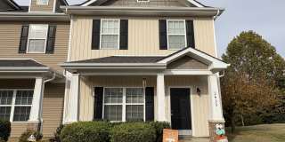 Upscale Townhome Near I-24 Gallery 1