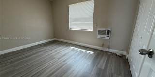 2300 Douglas St Gallery 11