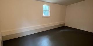 Cozy Cottage in West Nashville, Walk to Charlotte Park, Easy Interstate Access, Fenced Yard, Pet Friendly, W?D hook-ups Gallery 14