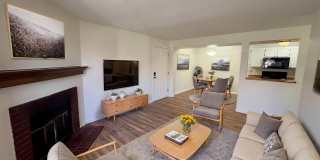 $500 Move in Special - 2nd Floor 1bed/1bath with Laundry and Parking! Gallery 1