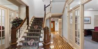 152 N MAIN Street Gallery 9