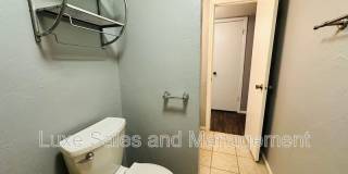 6034 NW Expressway Gallery 12