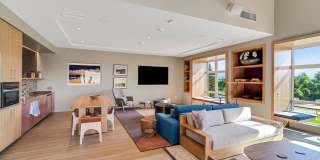 Heartwood Gallery 33