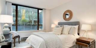 2201 3rd Ave Gallery 16