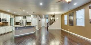 1077 Hickory Park Street Gallery 3