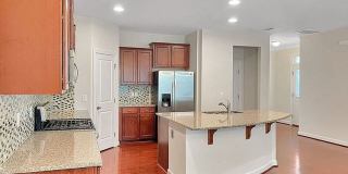 Room in 3 Bedroom Home at Pecan Ridge Dr Gallery 7