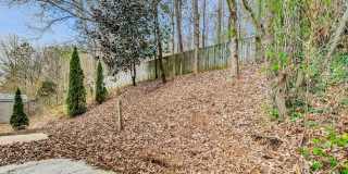 Single-family home in Kennesaw, GA near KSU, Town Center and Woodstock. Gallery 46