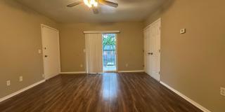 *******SECTION 8 APPROVED PROPERTY********Cute 2 Bed 1.5 Bath Condo In NW Expressway Gallery 7