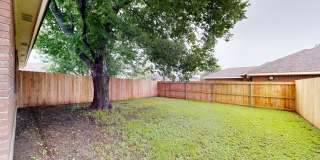 UPDATED DUPLEX IN NOLANVILLE ONLY $1,350!!! Gallery 19