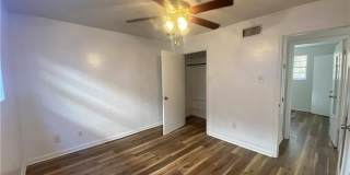 4801 DAUPHINE Street Gallery 13