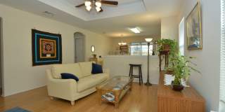 Fully Furnished South Austin Home - Riverside Meadows Gallery 1