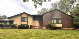 173 SAYRE Drive Gallery 1