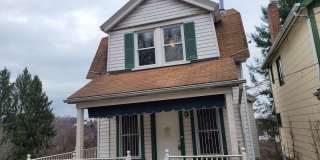 2 Bedroom House - Available Now! Gallery 1