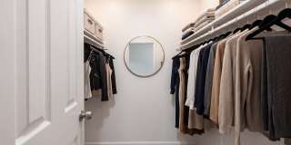 Camelback Cove Apartments Gallery 16