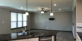 Landmark Pointe Gallery 39