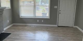 505 East Washington Avenue Gallery 2