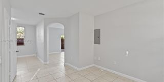 1655 NE 33rd Rd Gallery 4
